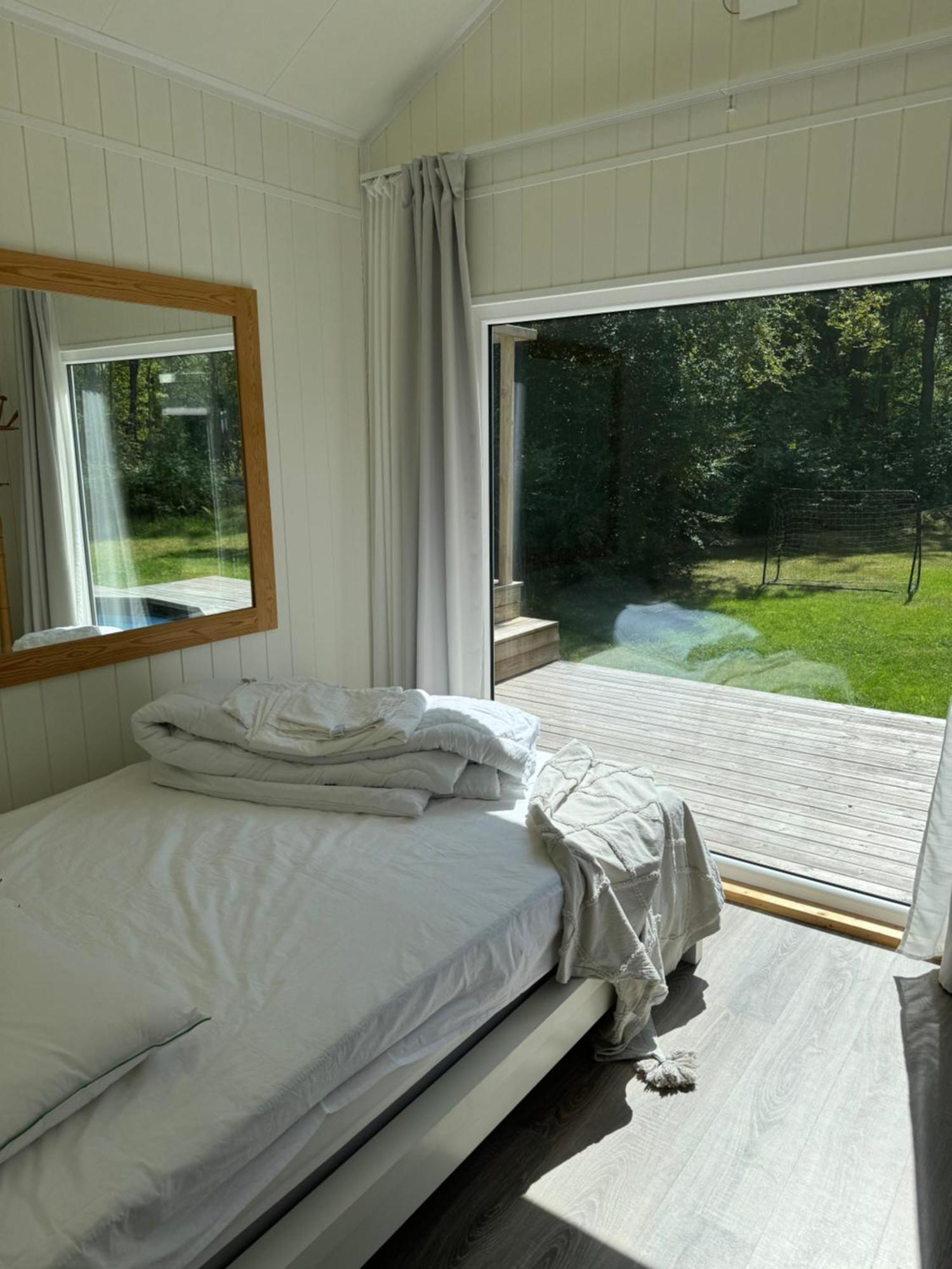 Cabin In The Forest With Spa Bath Vastra Torup Экстерьер фото